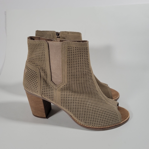 Toms Majorca Peep Toe Heel Suede Tan  - Picture 2 of 9